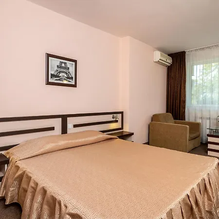 Spa Hotel Holiday Отель