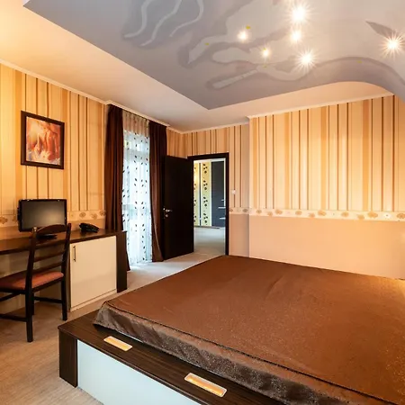 Отель Spa Hotel Holiday