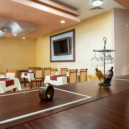 Spa Hotel Holiday Отель 4*