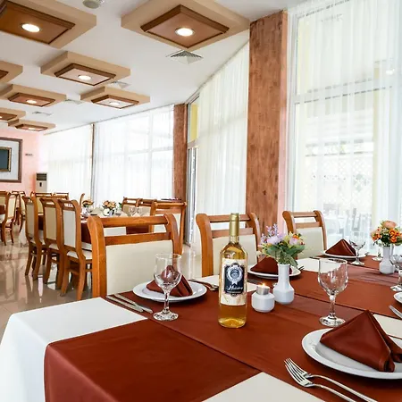 Szálloda Spa Hotel Holiday
