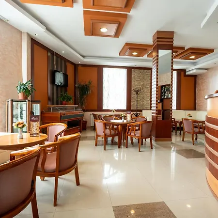 Spa Hotel Holiday Отель Велинград