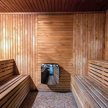 Spa Hotel Holiday Szálloda 4*