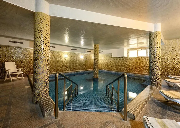 Otel Spa Hotel Holiday 4*