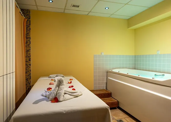 Spa Hotel Holiday Otel 4*